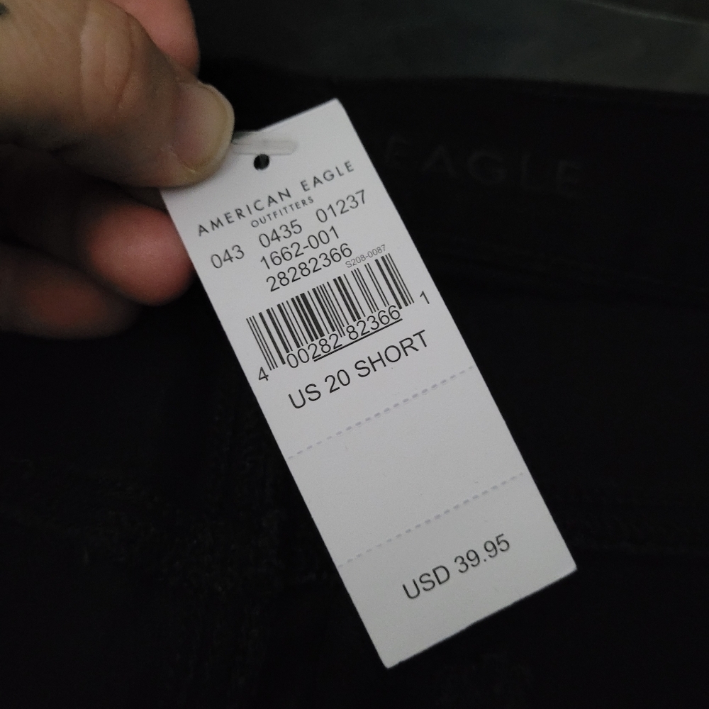 AMERICAN EAGLE | black high rise button fly jeans - size 20 short - Picture 8 of 10